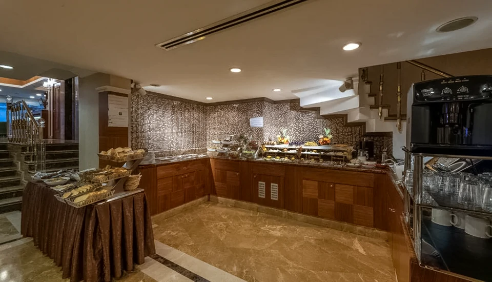 هتل نوا پلازا تکسیم اسکوئر